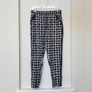 Anthropologie Hei Hei Lace Trim Pants.  Size Medium